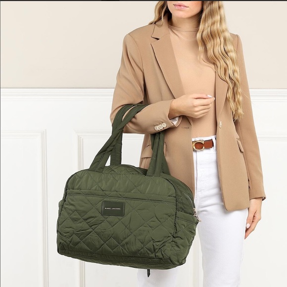 🔥🔥🔥NWT Marc Jacobs The Medium Weekender Green Bag - Picture 2 of 16